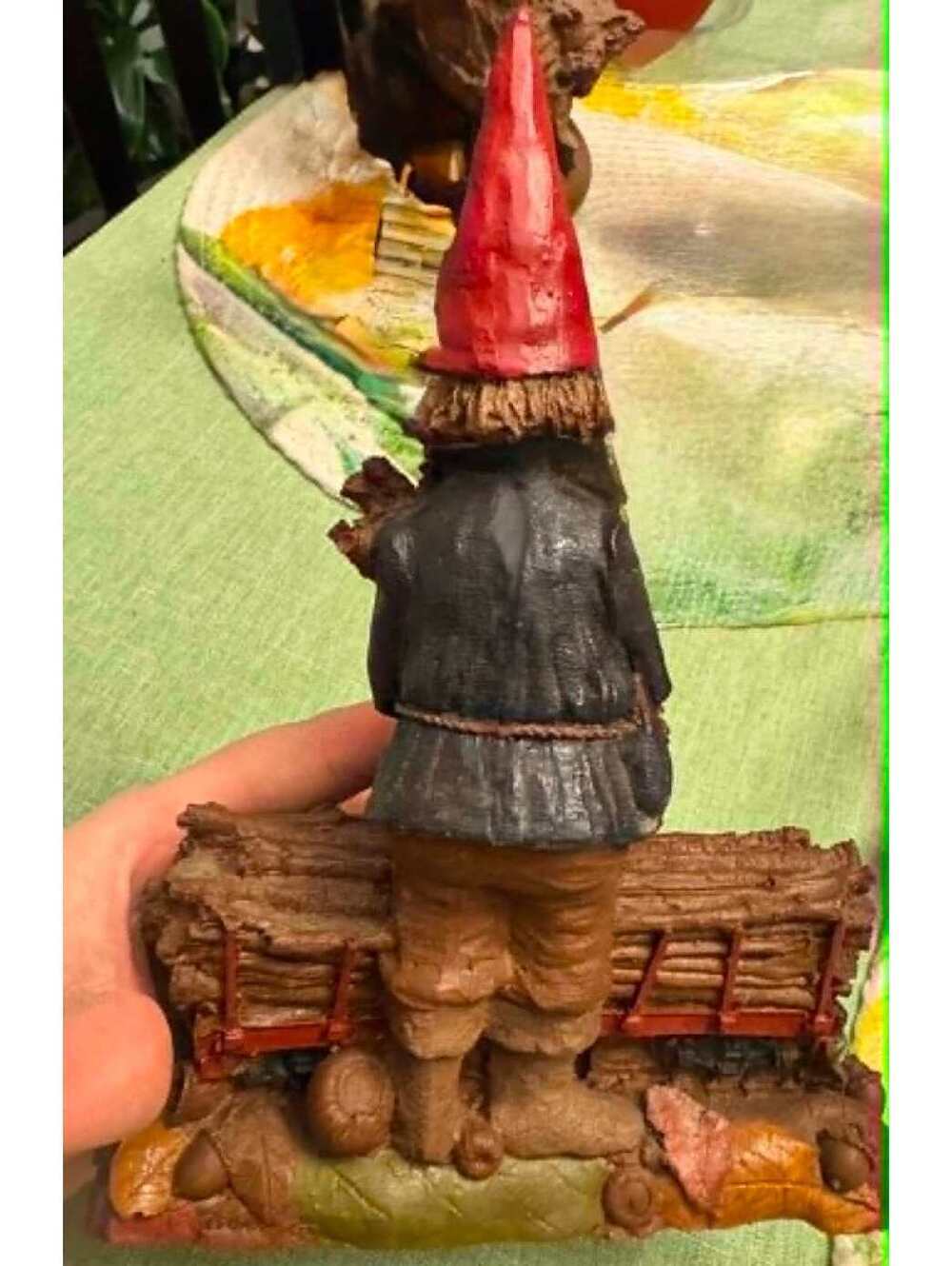 Tom Clark Cairn Creations "Lumber Jack" Retired 1988 signed, excellent condition - Picture 3 of 3
